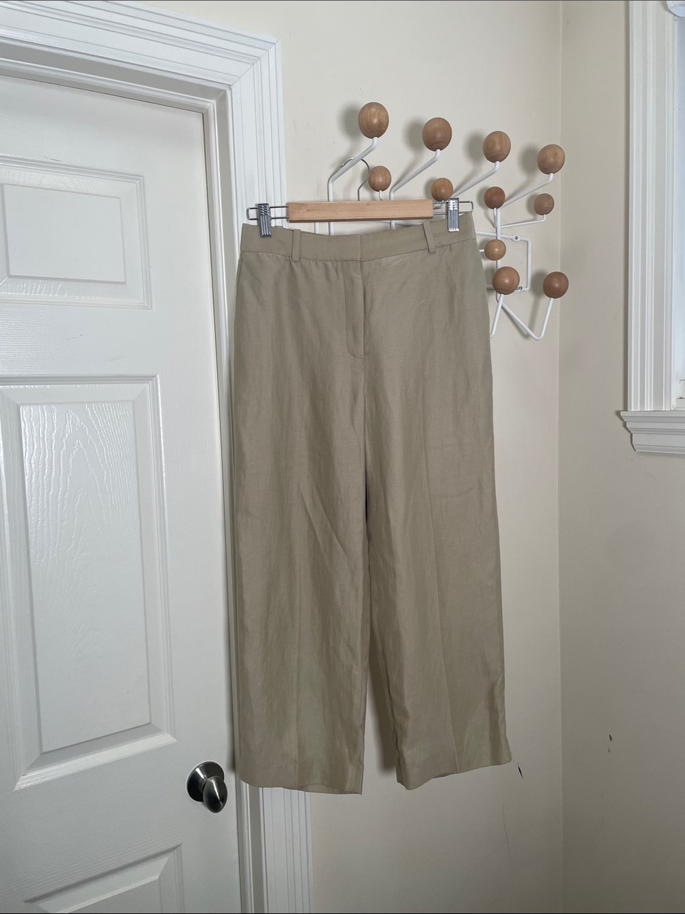 Aritzia Babaton Linen Blend Straight-Leg Chinos in Khaki Tan - 4